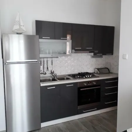 Apartmani Matko Betina  Exterior photo